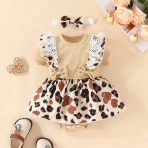 Vestido beige con falda animal print